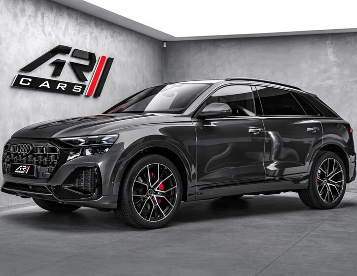 Audi Q8 SUV / Terénní 3,0 l 210 kw