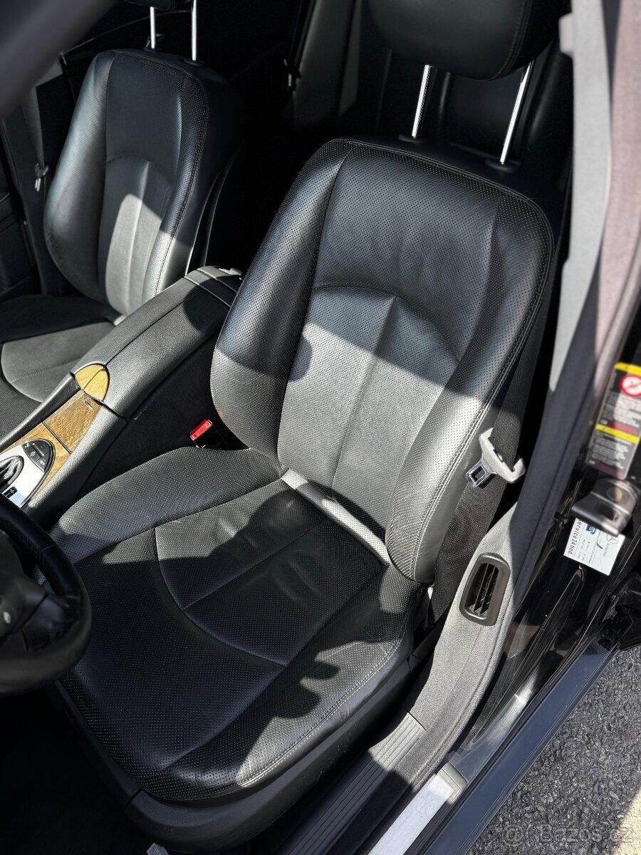 Mercedes-Benz Třídy E Sedan / Limuzína 0,0 0