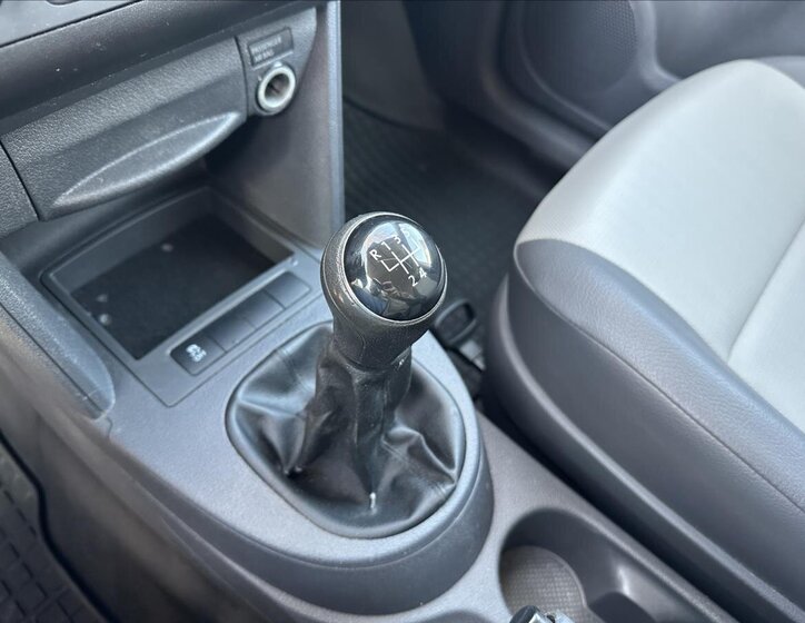 Volkswagen Caddy Kombi 1,6 l 75 kw