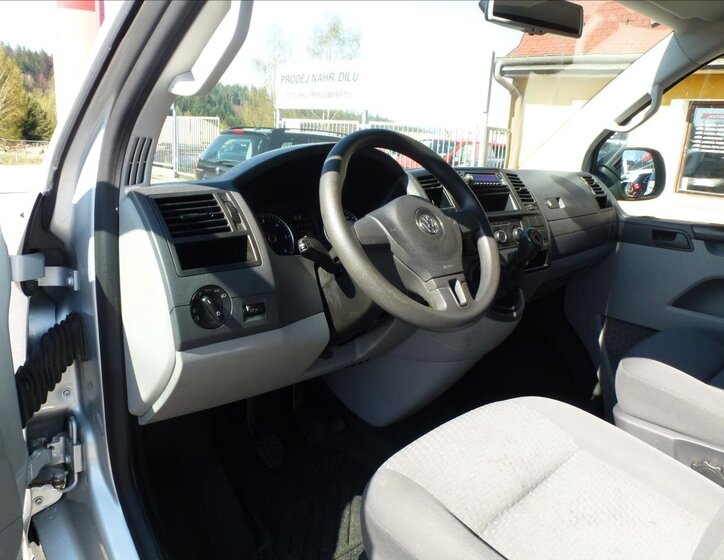 Volkswagen Transporter 15