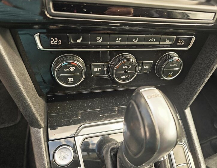 Volkswagen Passat Kombi 1,4 l 110 kw