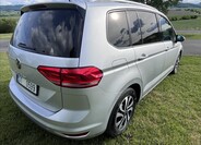 Volkswagen Touran 4