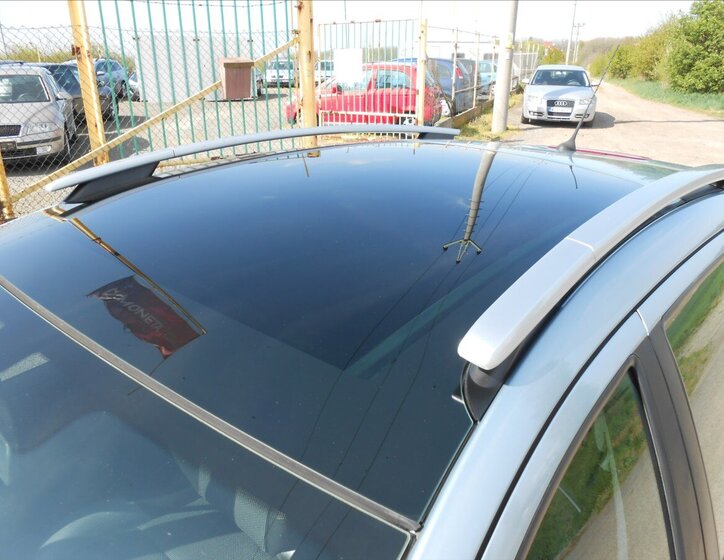 Peugeot 207 Kombi 1,4 l 54 kw