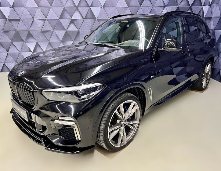 BMW X5 SUV 3,0 l 294 kw
