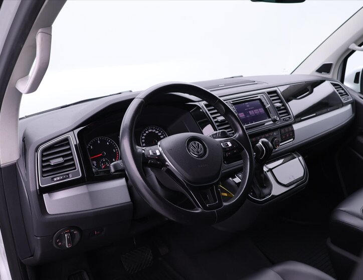 Volkswagen Multivan 30