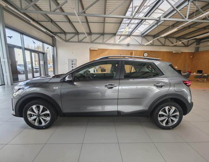 KIA Stonic CUV / Crossover 1,2 l 57 kw