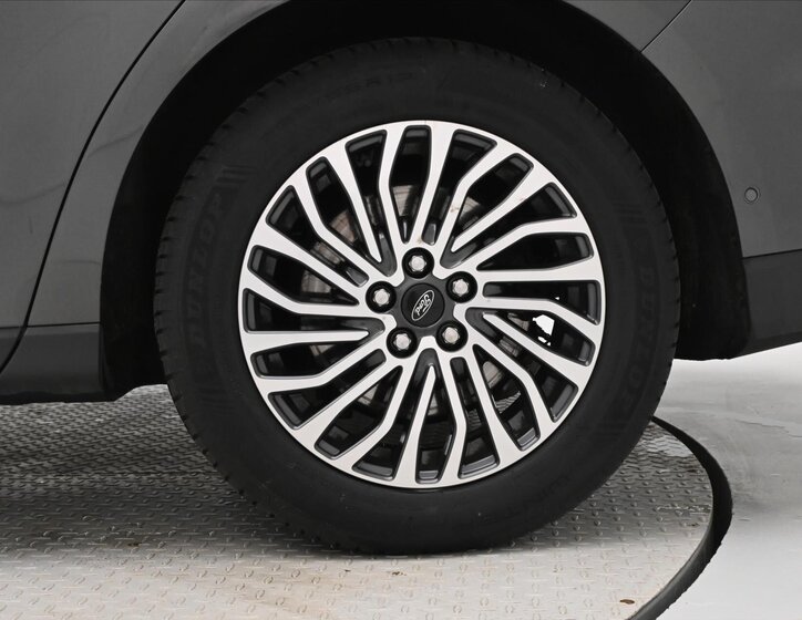 Ford S-MAX MPV 2,0 l 140 kw