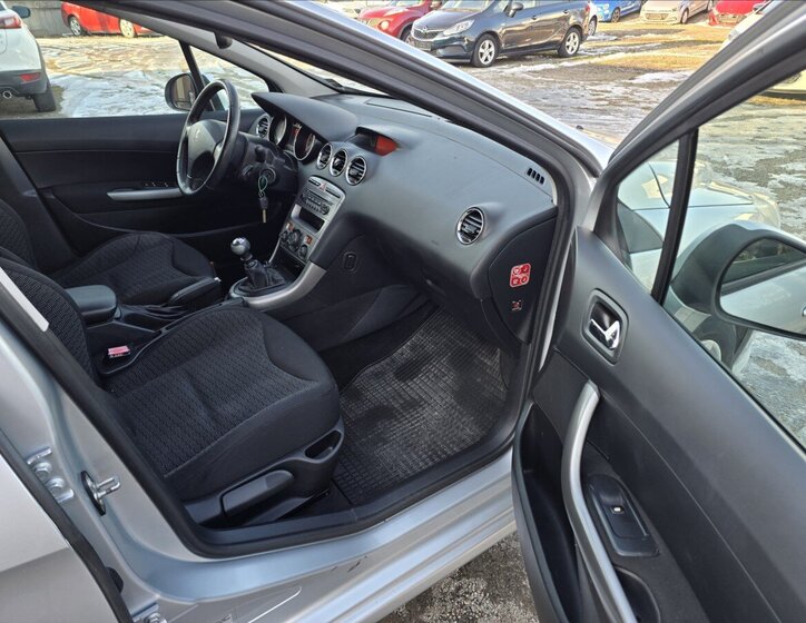 Peugeot 308 Kombi 1,6 l 80 kw