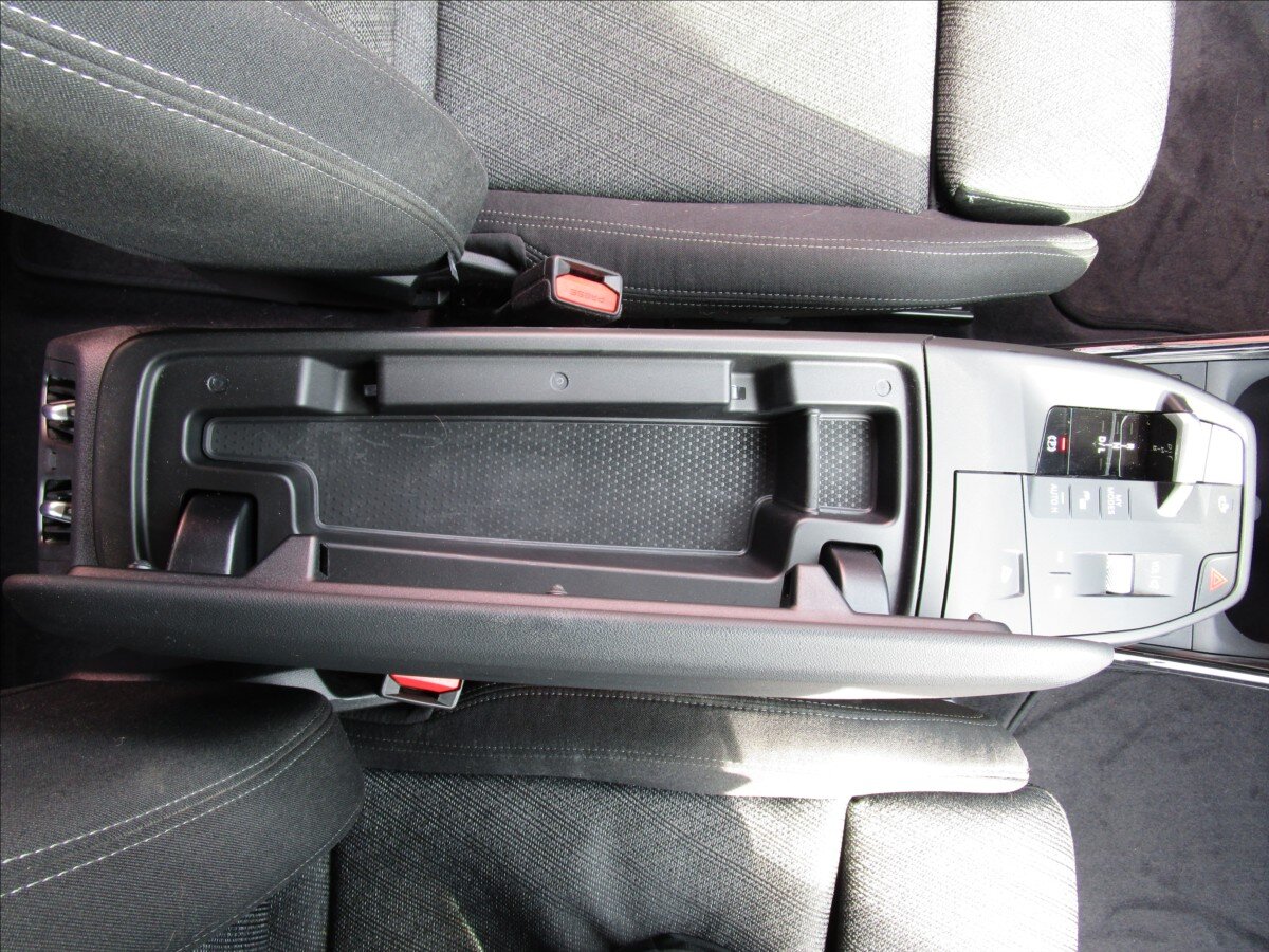 BMW X1 Kombi 1,5 l 110 kw