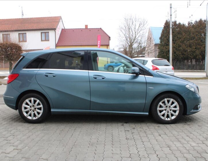 Mercedes-Benz Třídy B Kombi 1,6 l 90 kw