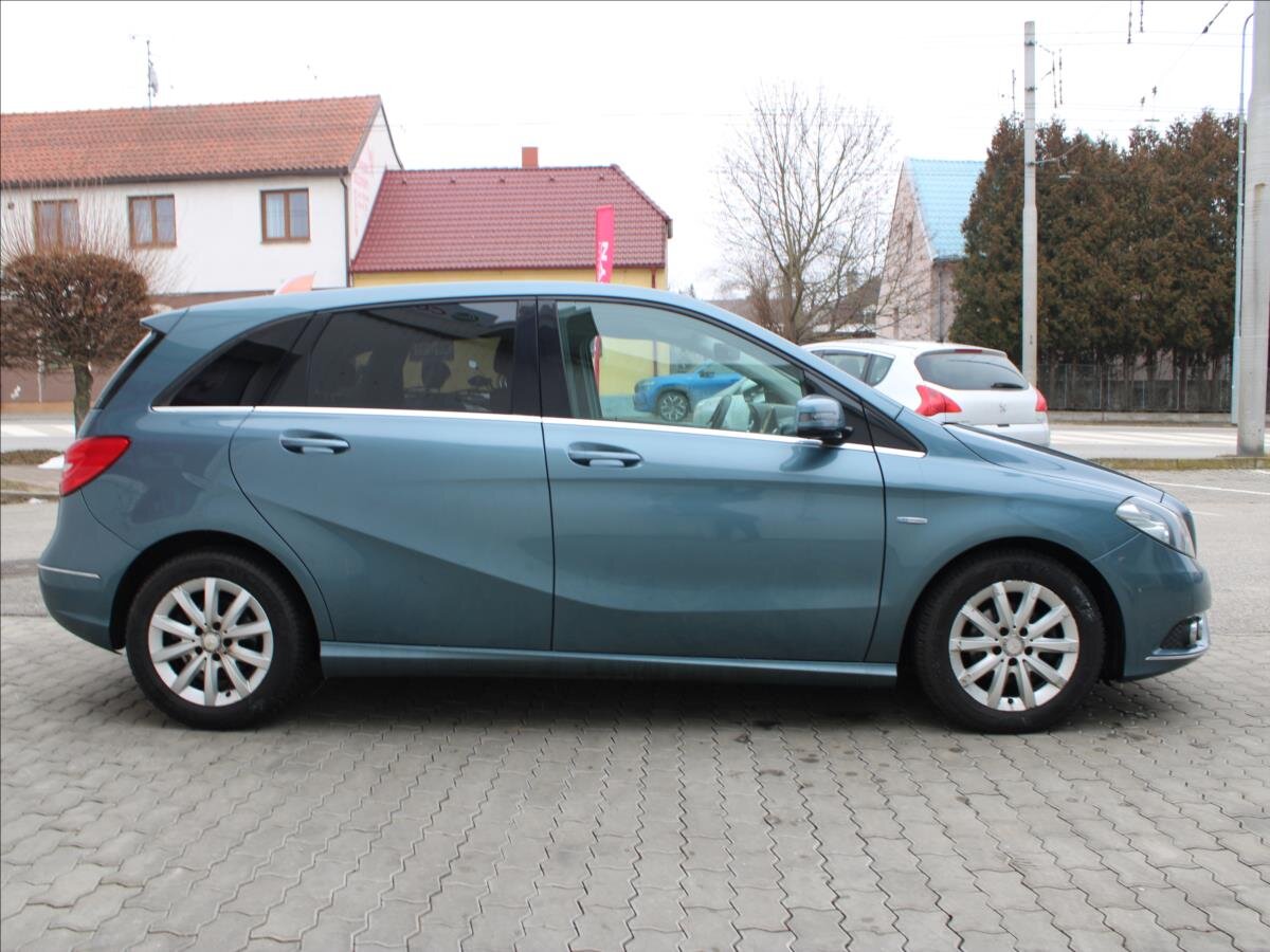 Mercedes-Benz Třídy B Kombi 1,6 l 90 kw