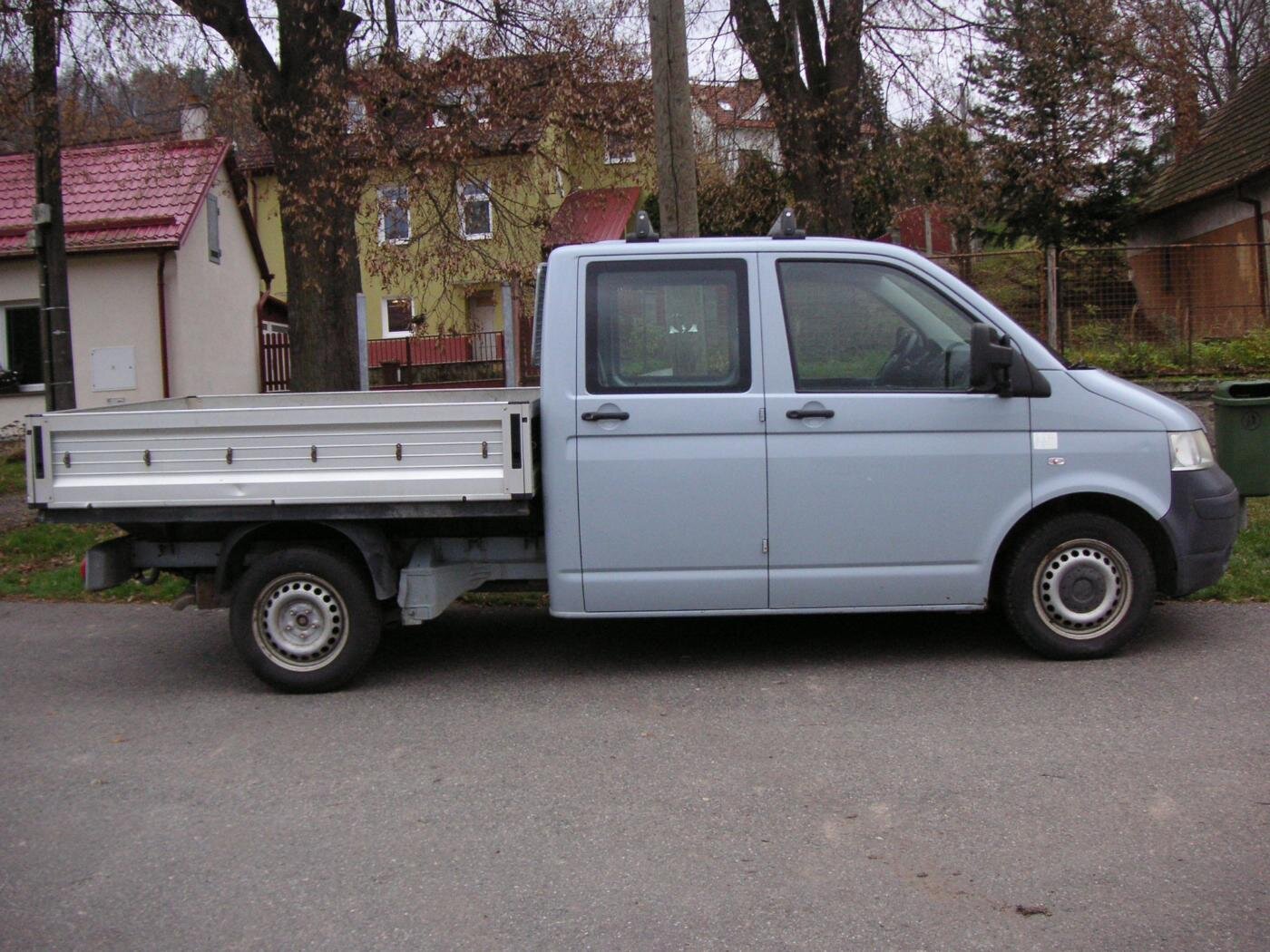 Volkswagen Transporter Valník 2,5 l 96 kw