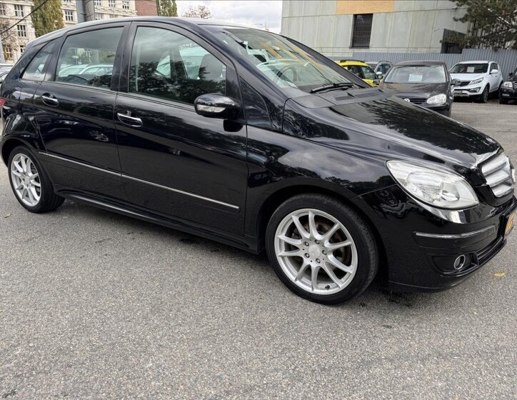 Mercedes-Benz Třídy B Hatchback 2,0 l 103 kw