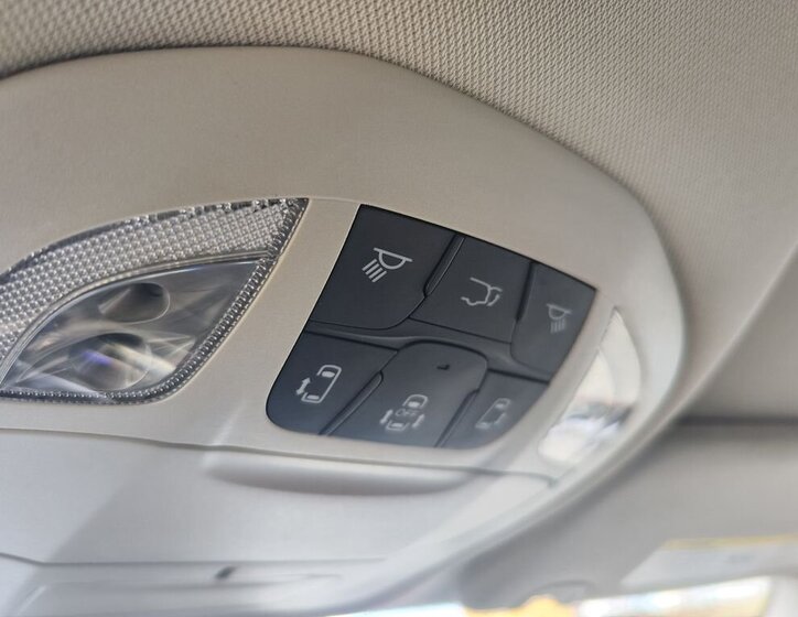 Chrysler Pacifica MPV 3,6 l 214 kw