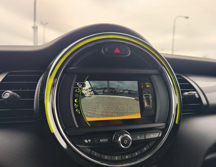 Mini Cooper Hatchback 1,5 l 100 kw