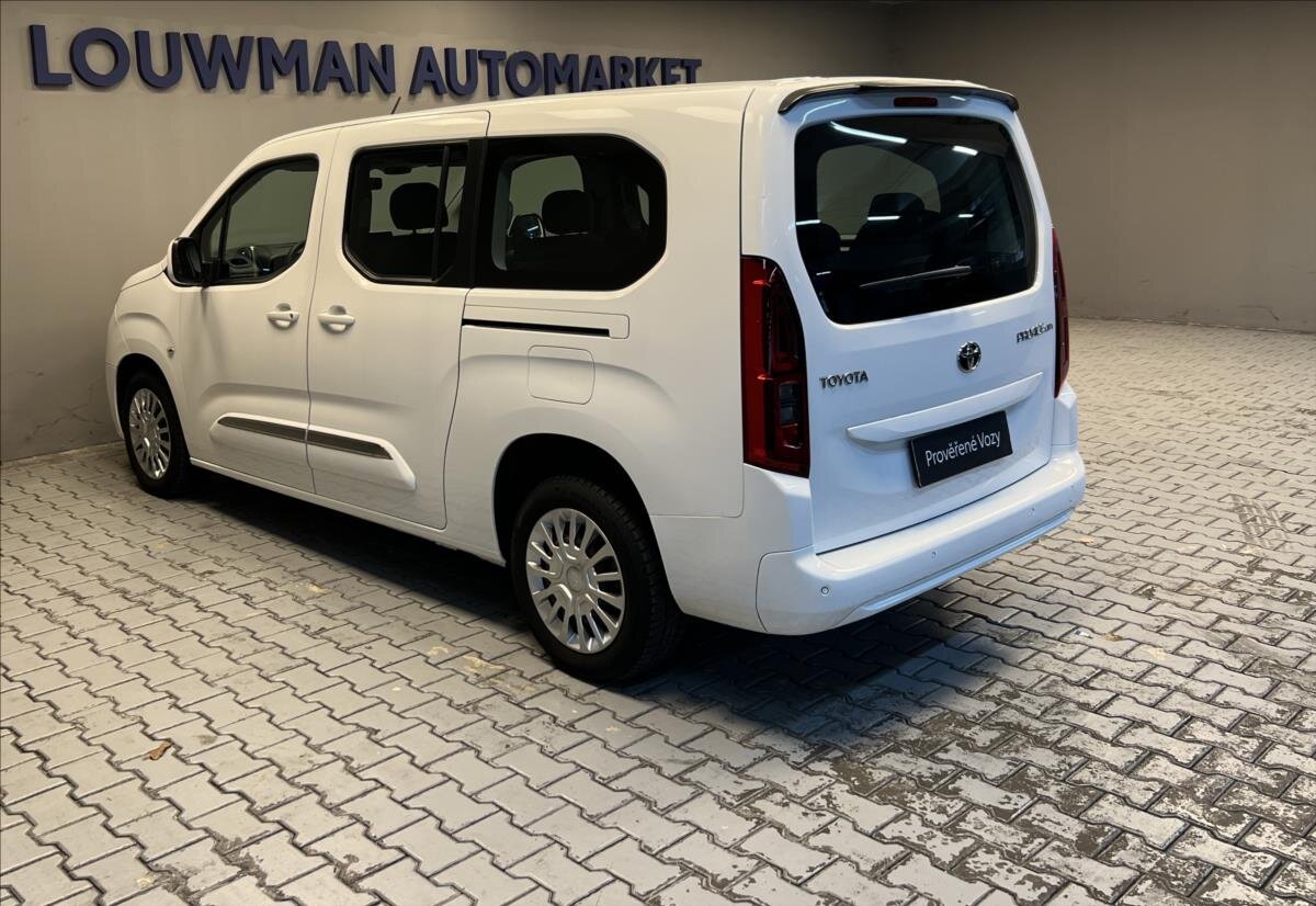 Toyota ProAce City Verso MPV 1,2 l 96 kw