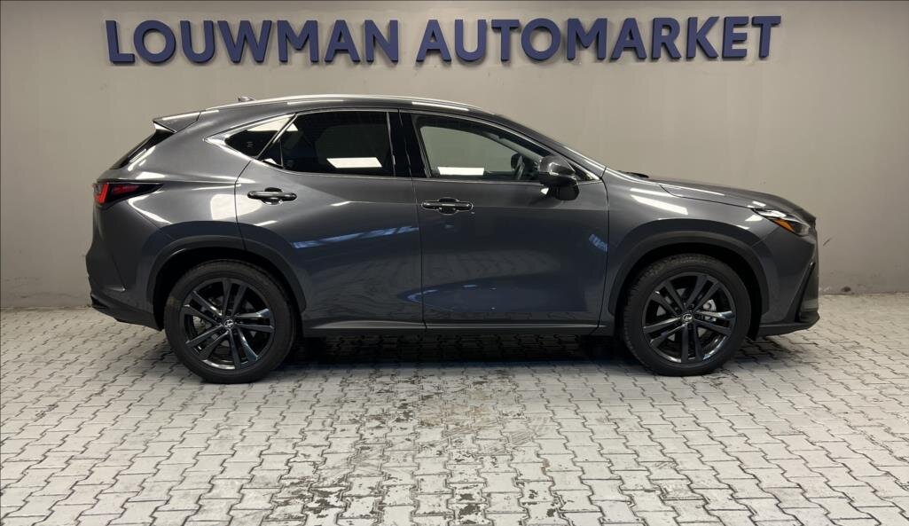 Lexus NX 350h SUV 2,5 l 140 kw