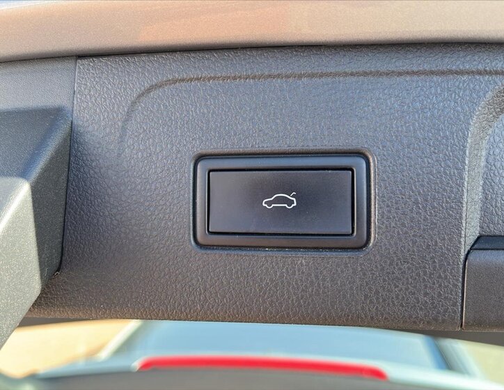 Volkswagen Passat Kombi 2,0 l 110 kw