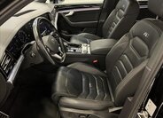 Volkswagen Touareg 22