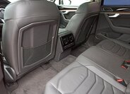 Volkswagen Touareg 13