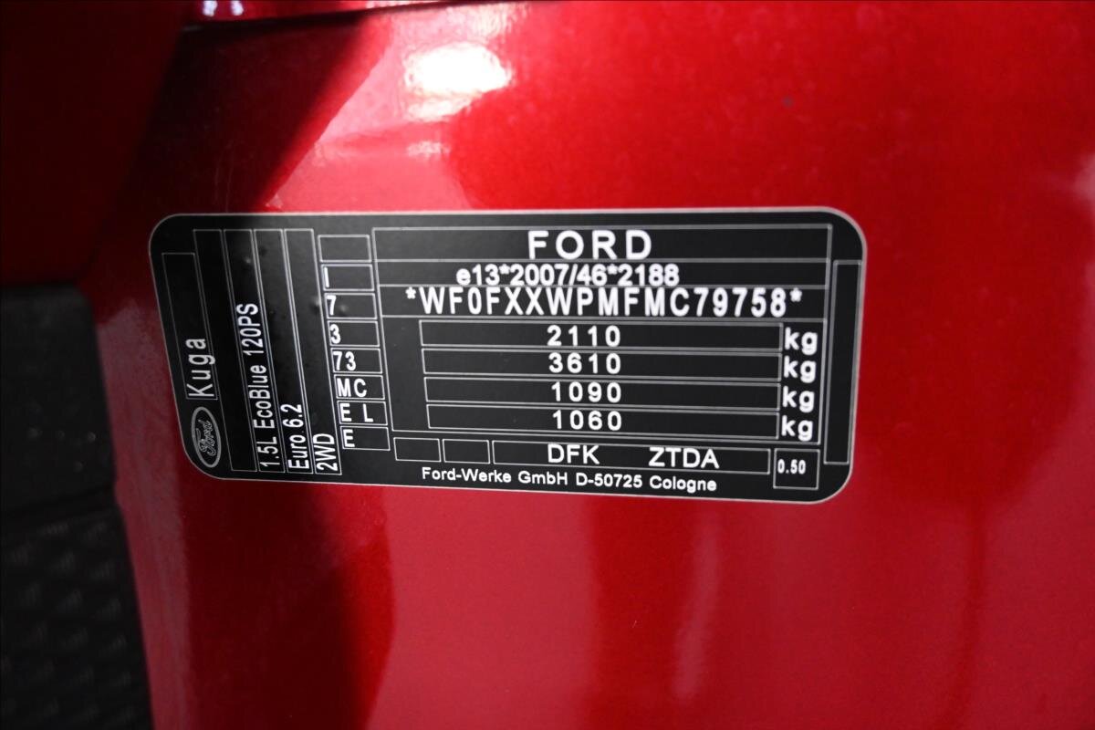 Ford Kuga SUV / Terénní 1,5 l 88 kw