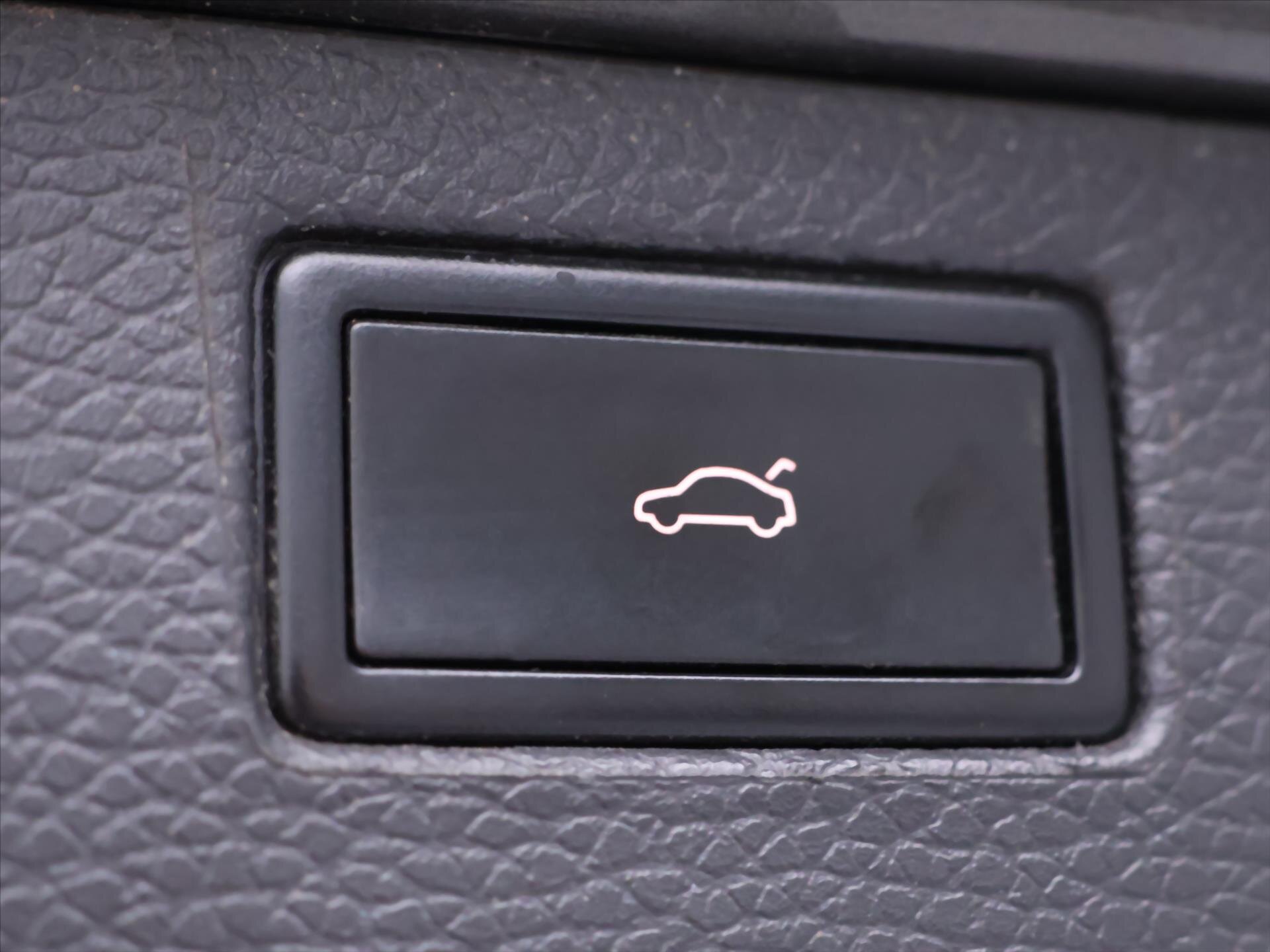 Volkswagen Passat Kombi 2,0 l 155 kw