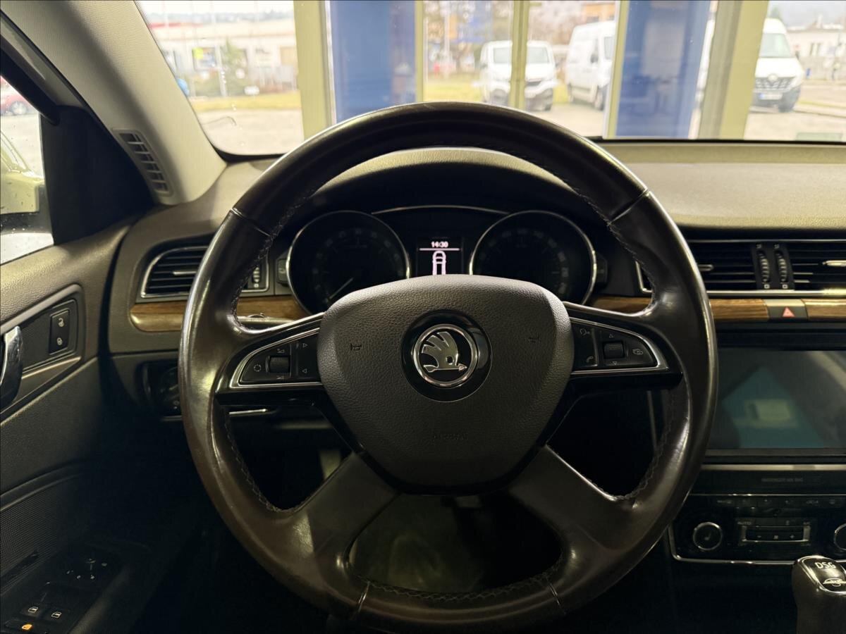 Škoda Superb Kombi 2,0 l 125 kw