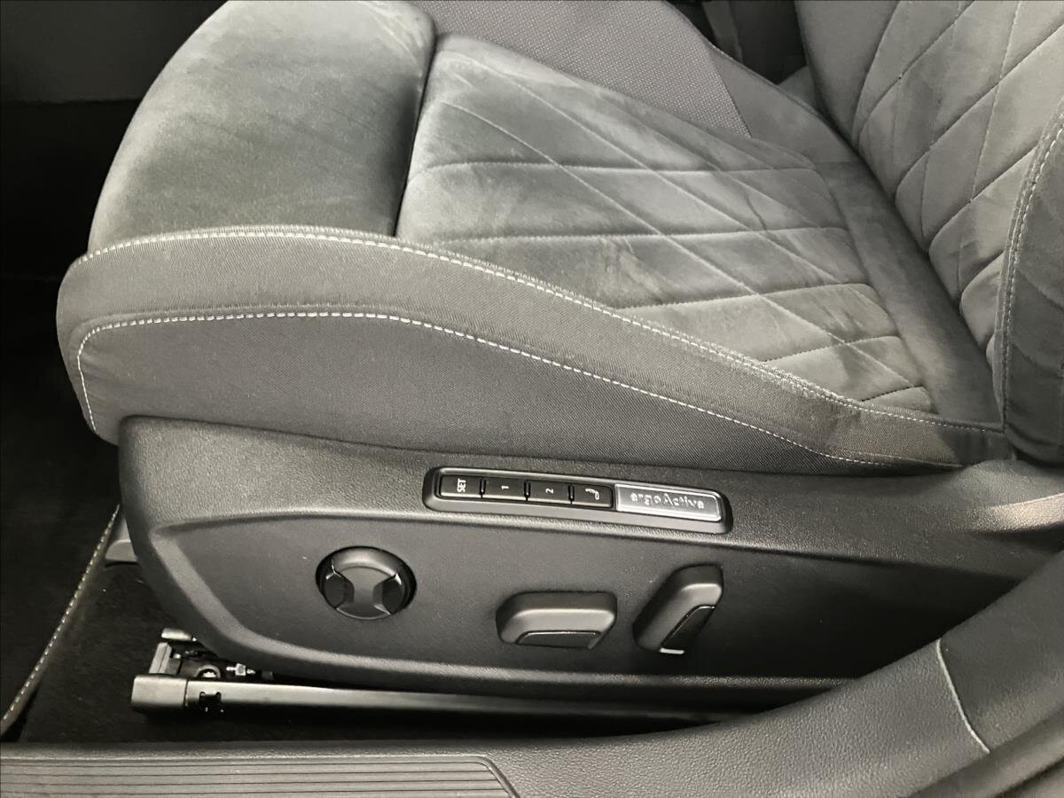 Volkswagen Golf Kombi 1,5 l 110 kw