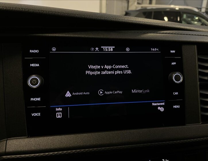 Volkswagen Caravelle Kombi 2,0 l 110 kw