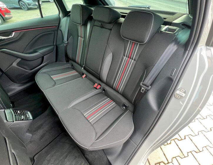 Škoda Scala Hatchback 1,0 l 85 kw