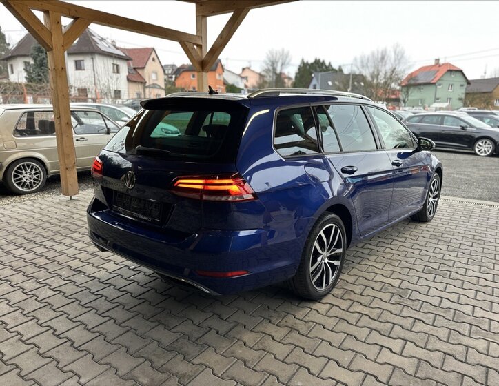 Volkswagen Golf 4