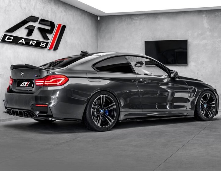 BMW M4 Kupé 3,0 l 331 kw