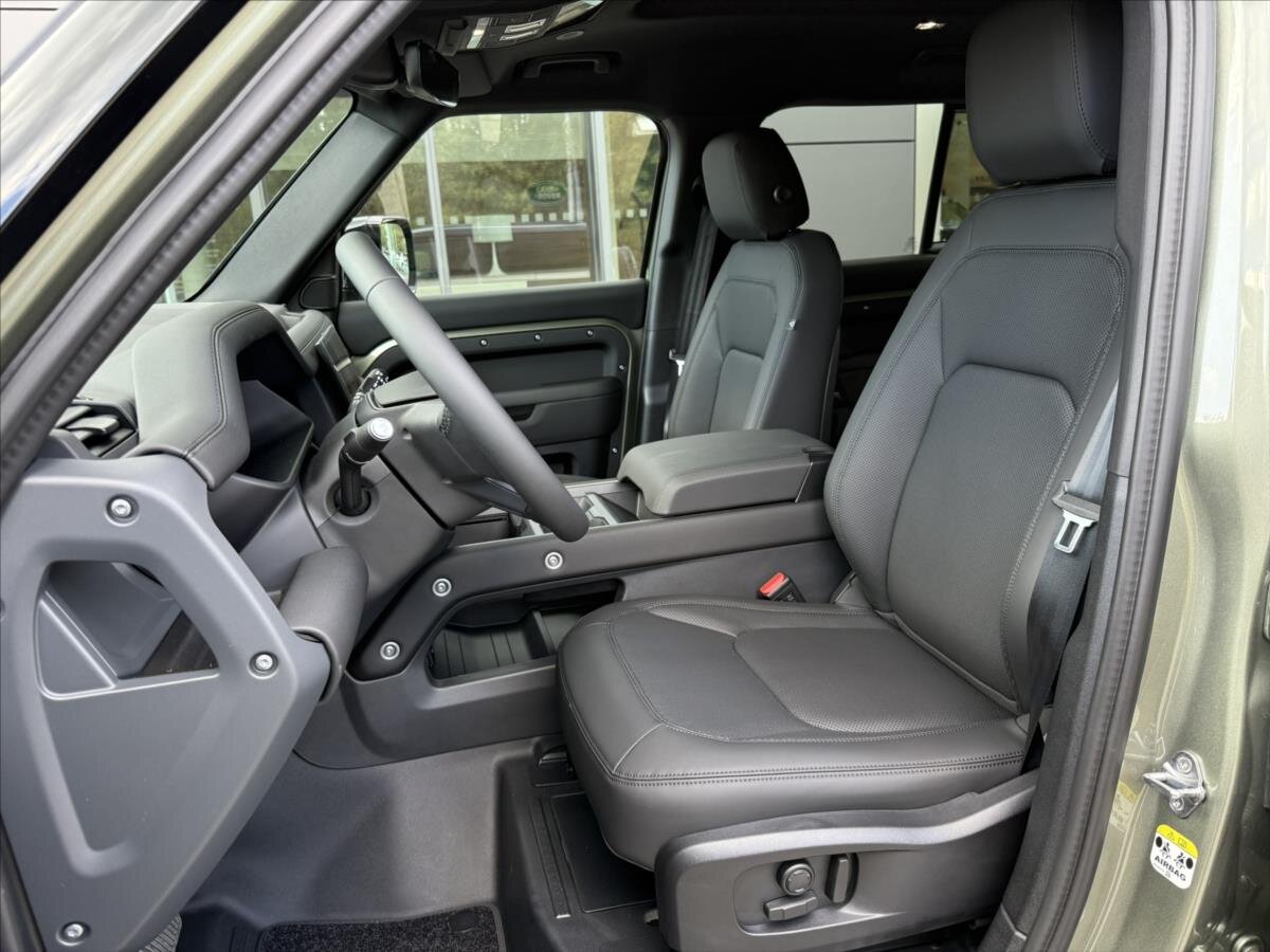 Land Rover Defender SUV 3,0 l 184 kw