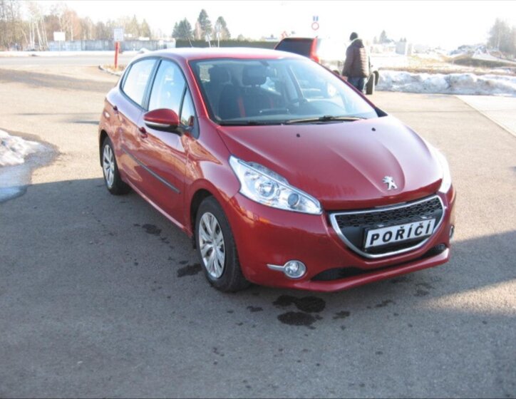 Peugeot 208 Hatchback 999,0 50 kw