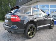 Porsche Cayenne 4
