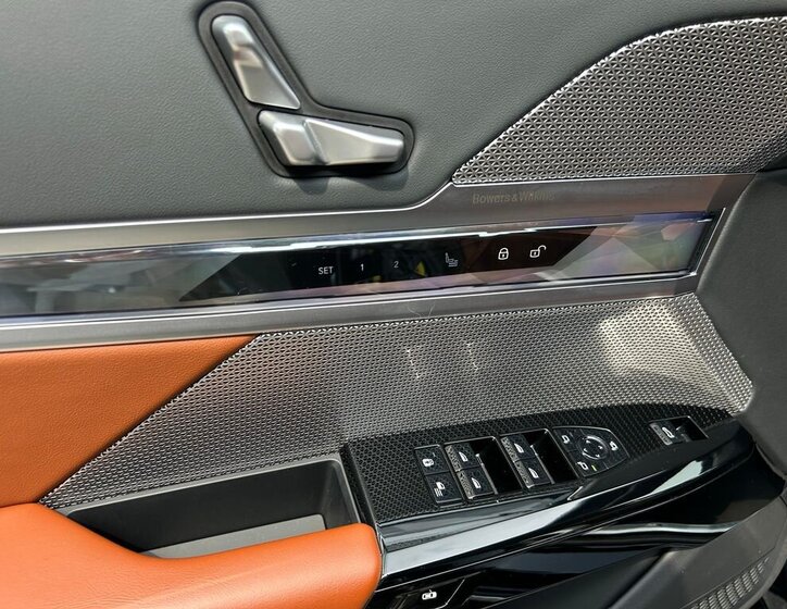 BMW i7 Sedan / Limuzína 0,0 400 kw