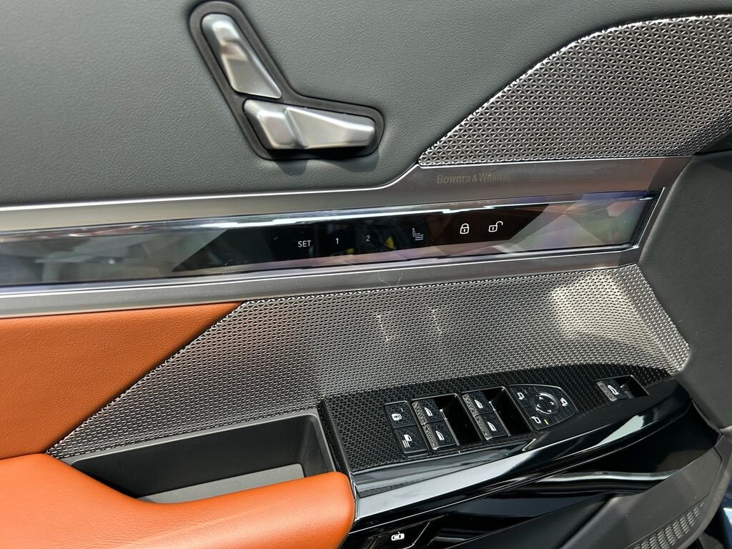 BMW i7 Sedan / Limuzína 0,0 400 kw