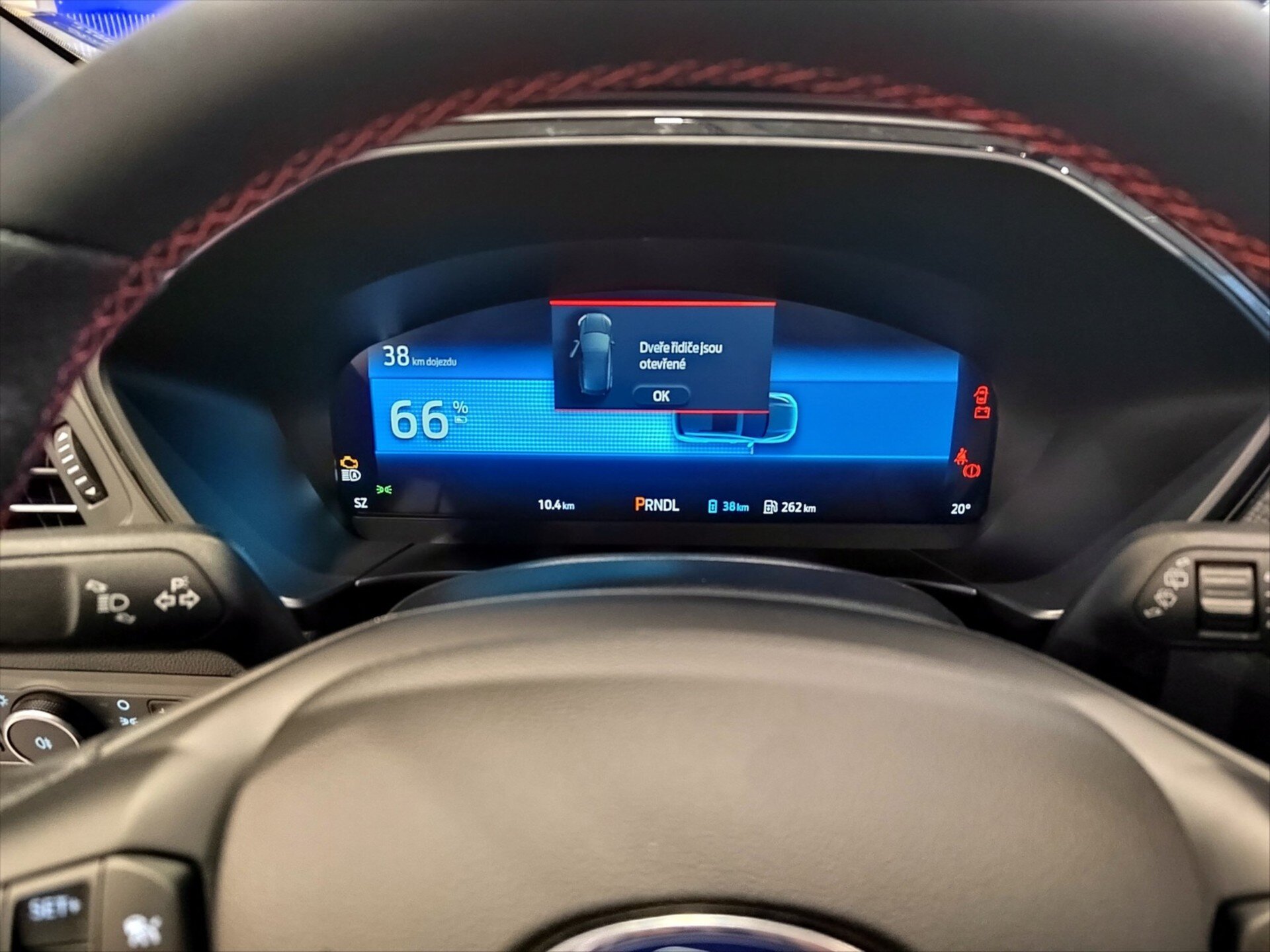 Ford Kuga SUV / Terénní 2,5 l 178 kw