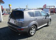 Mitsubishi Outlander SUV / Terénní 2,2 l 115 kw