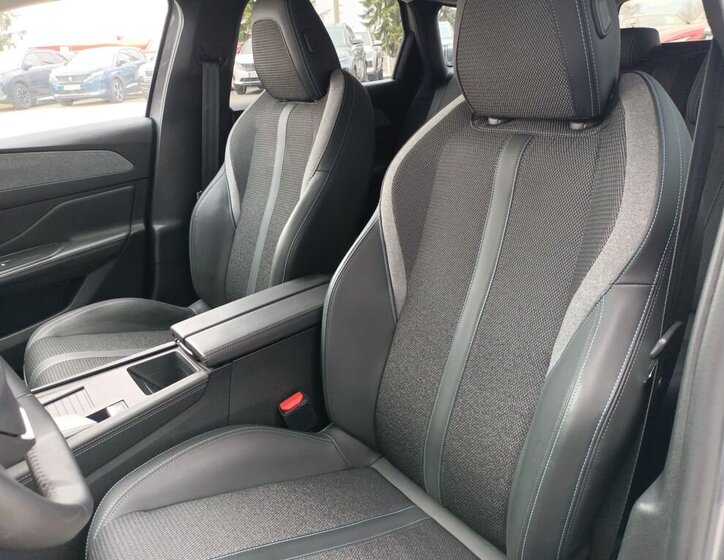 Peugeot 308 Kombi 1,2 l 96 kw