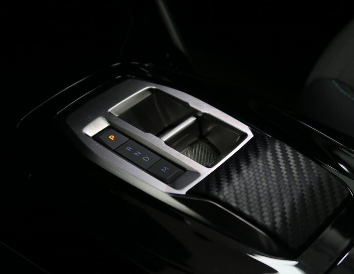 Peugeot 2008 Hatchback 1,2 l 96 kw