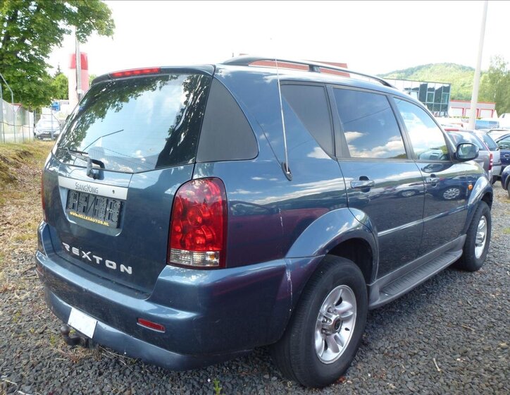 SsangYong Rexton 4