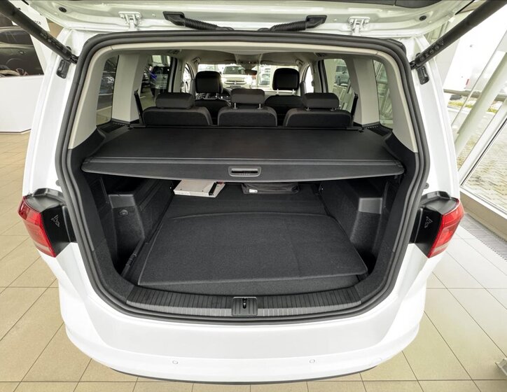 Volkswagen Touran MPV 1,5 l 110 kw