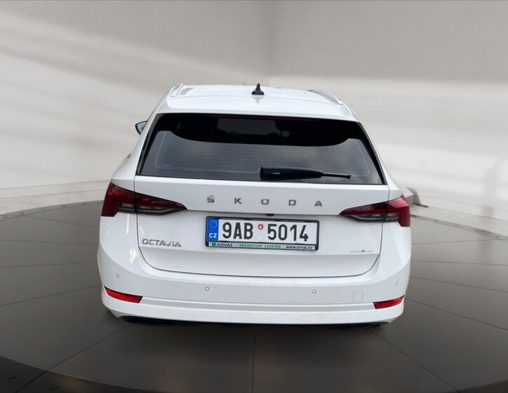 Škoda Octavia Kombi 2,0 l 85 kw