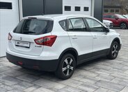 Suzuki S-Cross Hatchback 998,0 82 kw