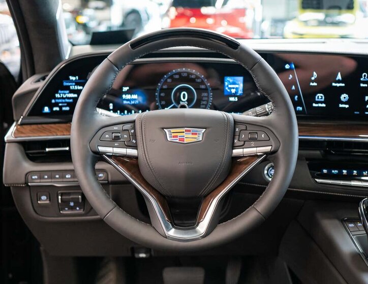 Cadillac Escalade 21