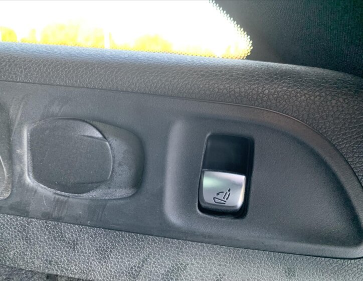 Mercedes-Benz Třídy E 36