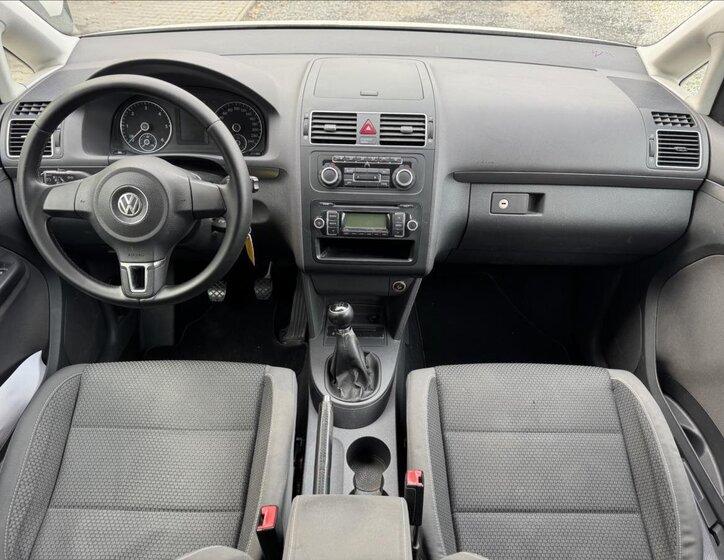 Volkswagen Touran MPV 1,6 l 77 kw