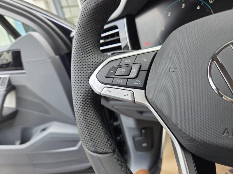 Volkswagen Touareg SUV 3,0 l 210 kw