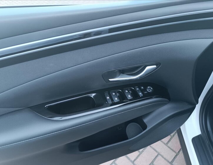 Hyundai Tucson SUV / Terénní 1,6 l 100 kw